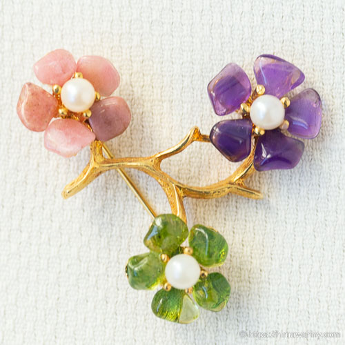 Swoboda スワボダ-天然石-スリーフラワーブーケ・ブローチ【オリジナル