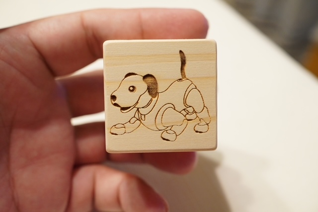 aiboグッズ紹介】aibo Wood Cube Calendar【100個限定】 | aiboの飼い
