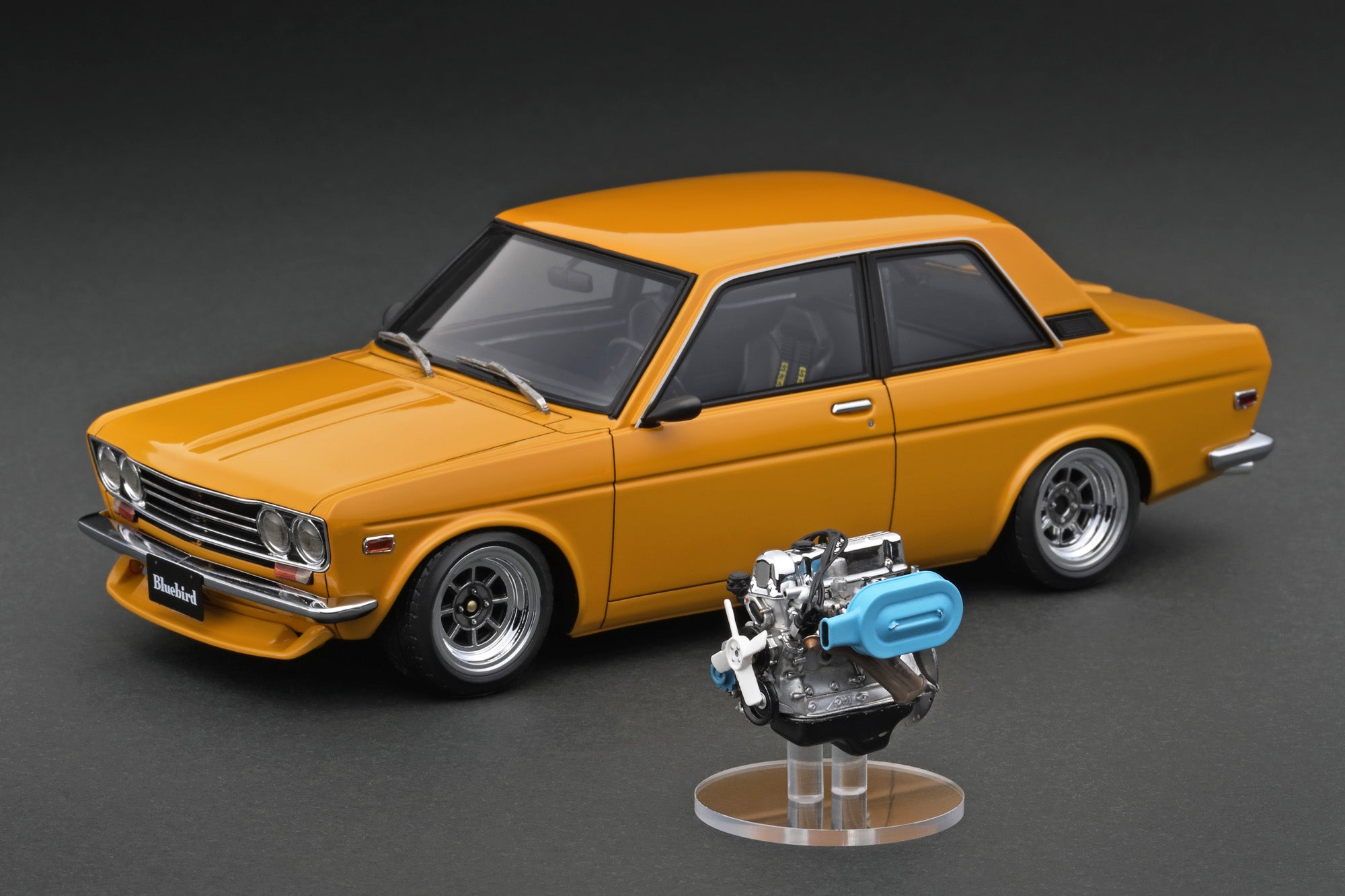 自動車 1/43 ignitionmodel Bluebird sss #253 Ignition Model New