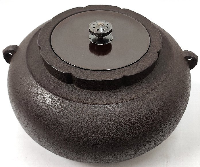 ◇櫟◇ 人間国宝 釜師 角谷一圭作 帰帆ノ図真形