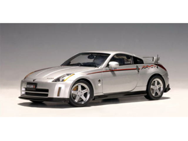 1/18 オートアート カルソニック GT-R 2002 JGTC Sp.E