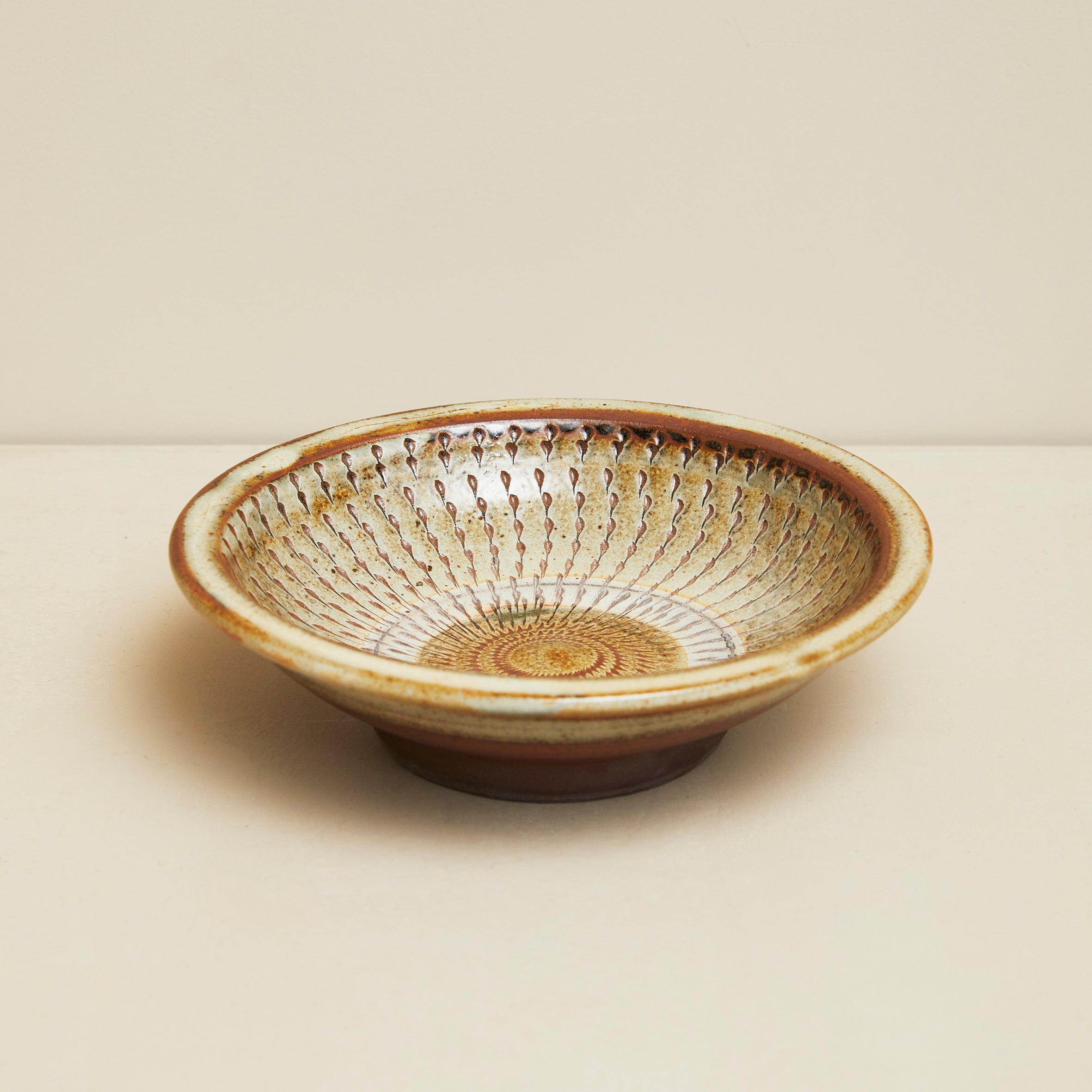 隅田焼 井上良斎 高浮彫人物立体造形焼物 明治期 ボウル トレイ 深皿