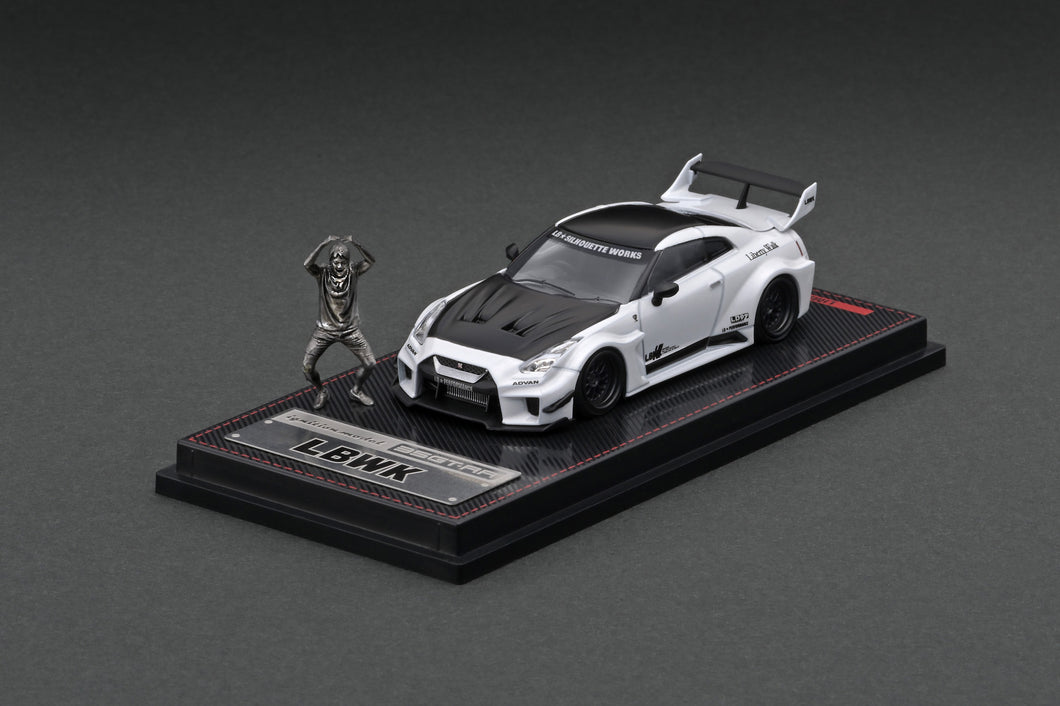 MiNiGT LBシルエットワークスGT 35GT-RR white 未開封 Nissan Skyline