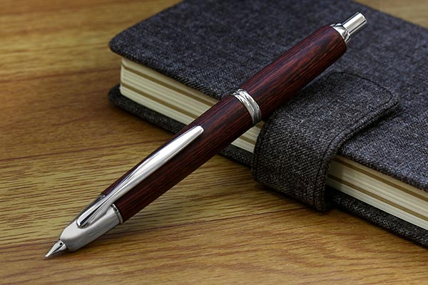 パイロット(PILOT) 万年筆キャップレス木軸 ディープレッド FC-25SK-DR