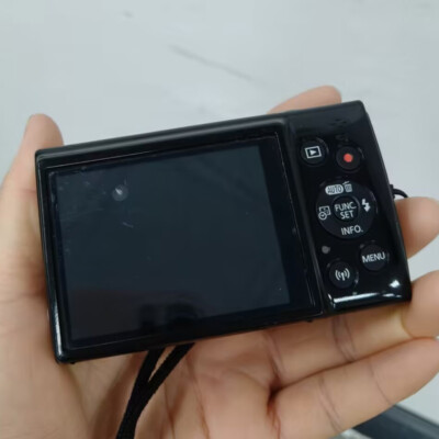 Canon IXY 210 Black 20.0MP 8x Zoom Compact Digital Camera -85% New