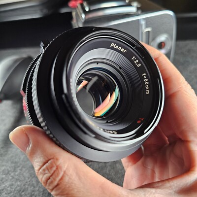Hasselblad 2000 FC + Carl Zeiss Planar 80/2,8 T + Film Mag. 12 | eBay
