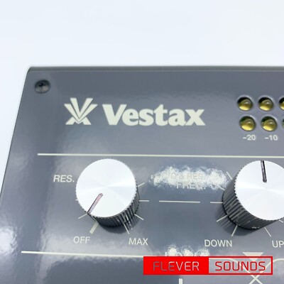①Vestax DCR-2500F Vestax DCR-2500F Parametric Isolator Filter