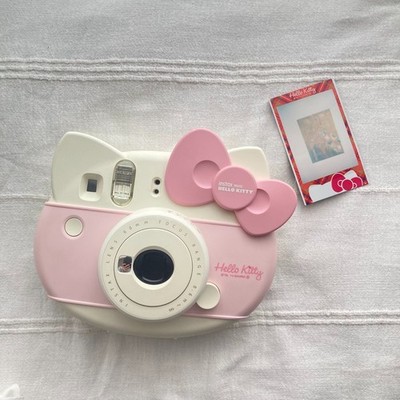 Fujifilm Hello Kitty Instax Mini Camera Kit Cheki Pink Japan