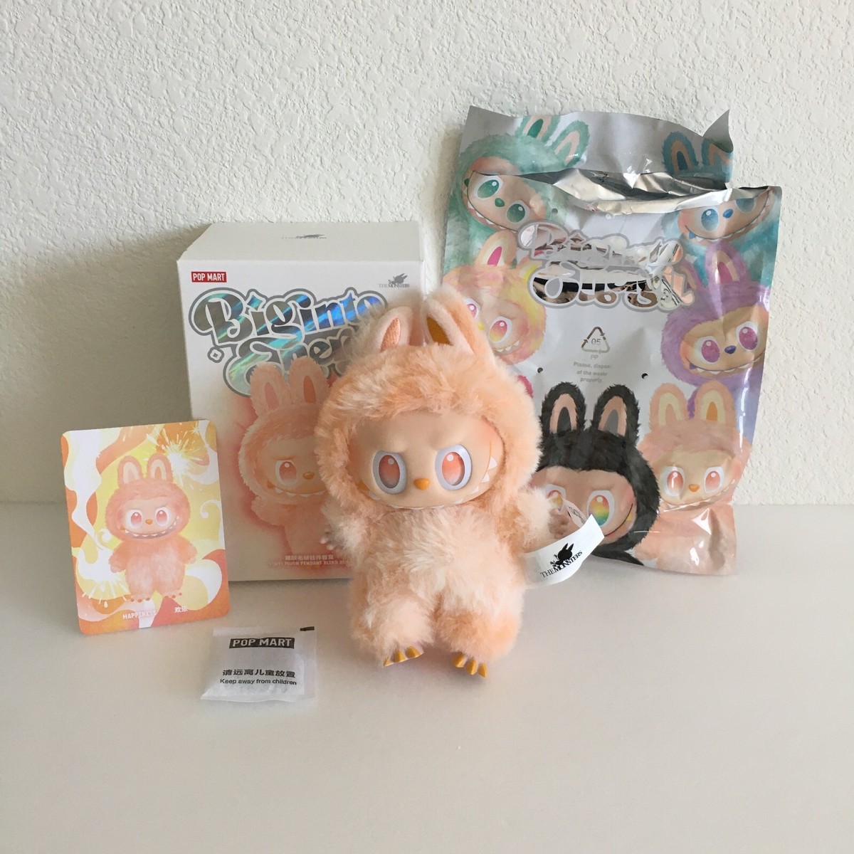 Labubu Big into トップ Energy アソートボックス Labubu Big into