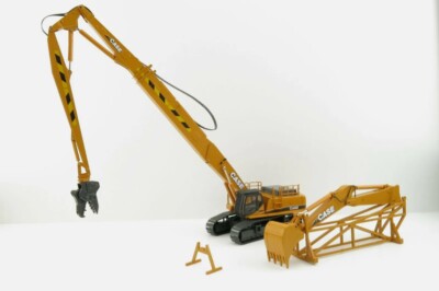 Case CX800 Demolition Excavator - Conrad 1:50 Scale Diecast Model