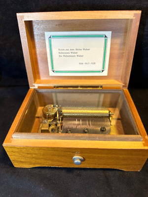 Vintage Thorens Cuendet Switzerland No 40 Music Box 3 Songs 5116