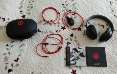 Beats by Dr. Dre Studio Wired Over Ear Headphoneise Canceling
