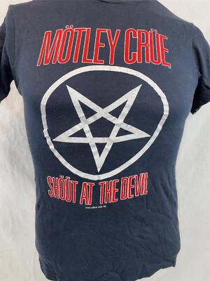 VTG 80S S MOTLEY CRUE SHOUT AT THE DEVIL PENTAGRAM ROCK TOUR