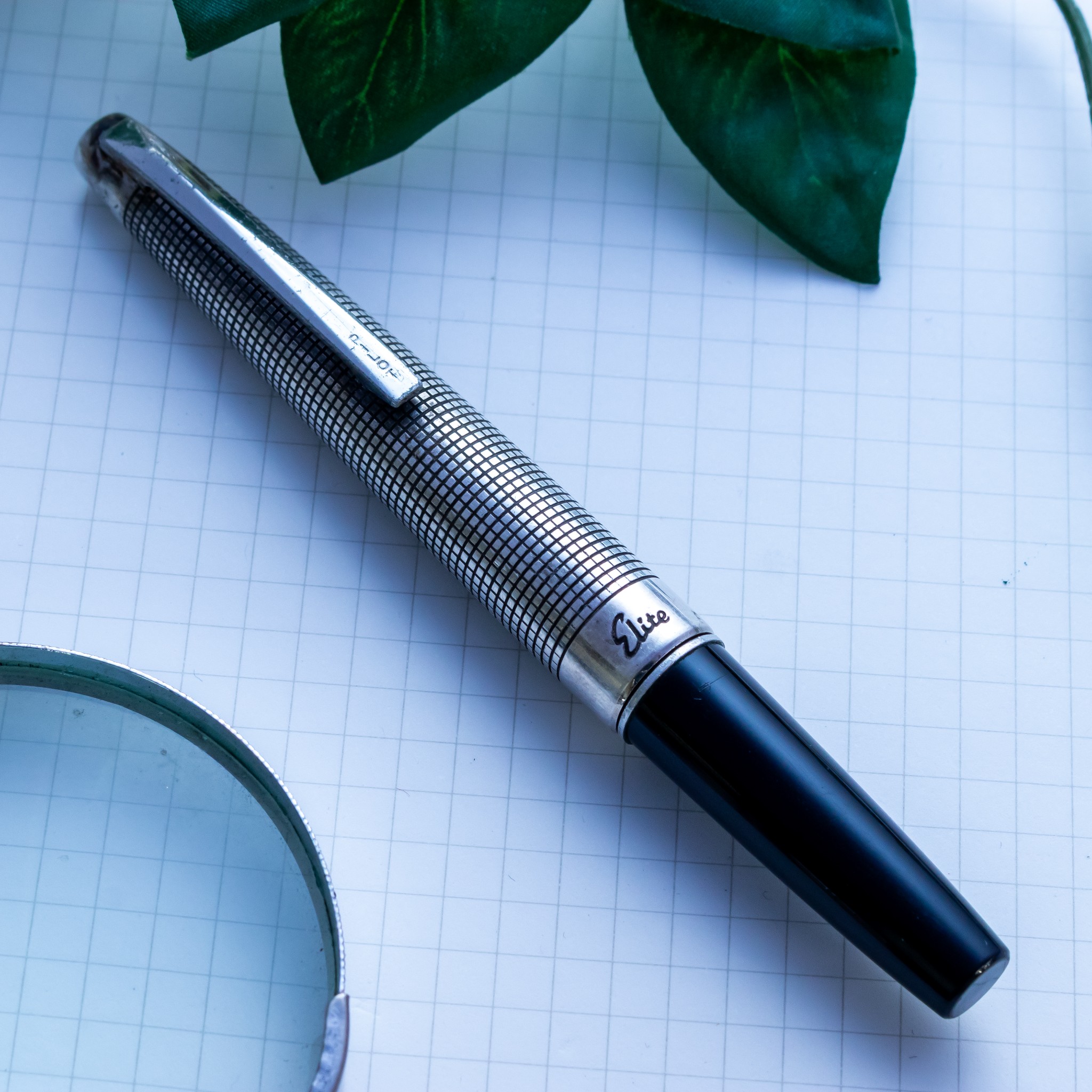 1977 Pilot Elite Sterling Silver Cross Hatch 18K F Nib Pocket