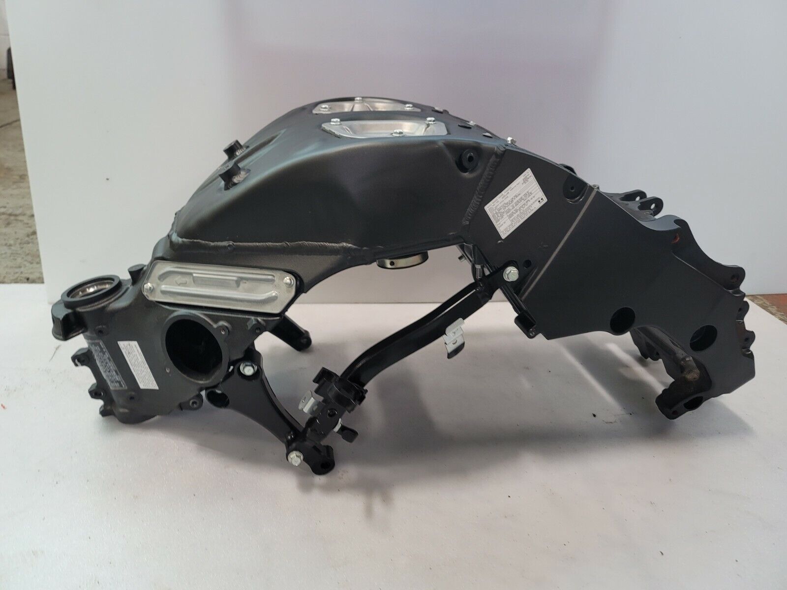 2020 Kawasaki Ninja ZX14 ZX14R Main Frame Chassis | OE | 12-23