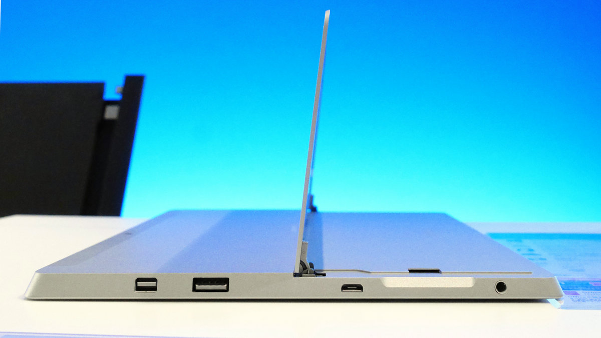 LTE対応でどこでも使える最強のモバイルタブレットPC「Surface 3」速攻