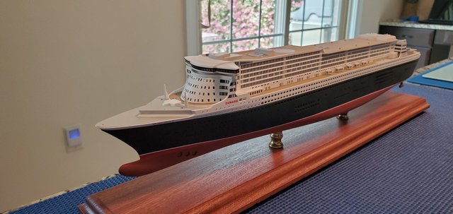 Heller/Airfix 1/600 Queen Mary 2 - The Unofficial Airfix Modellers