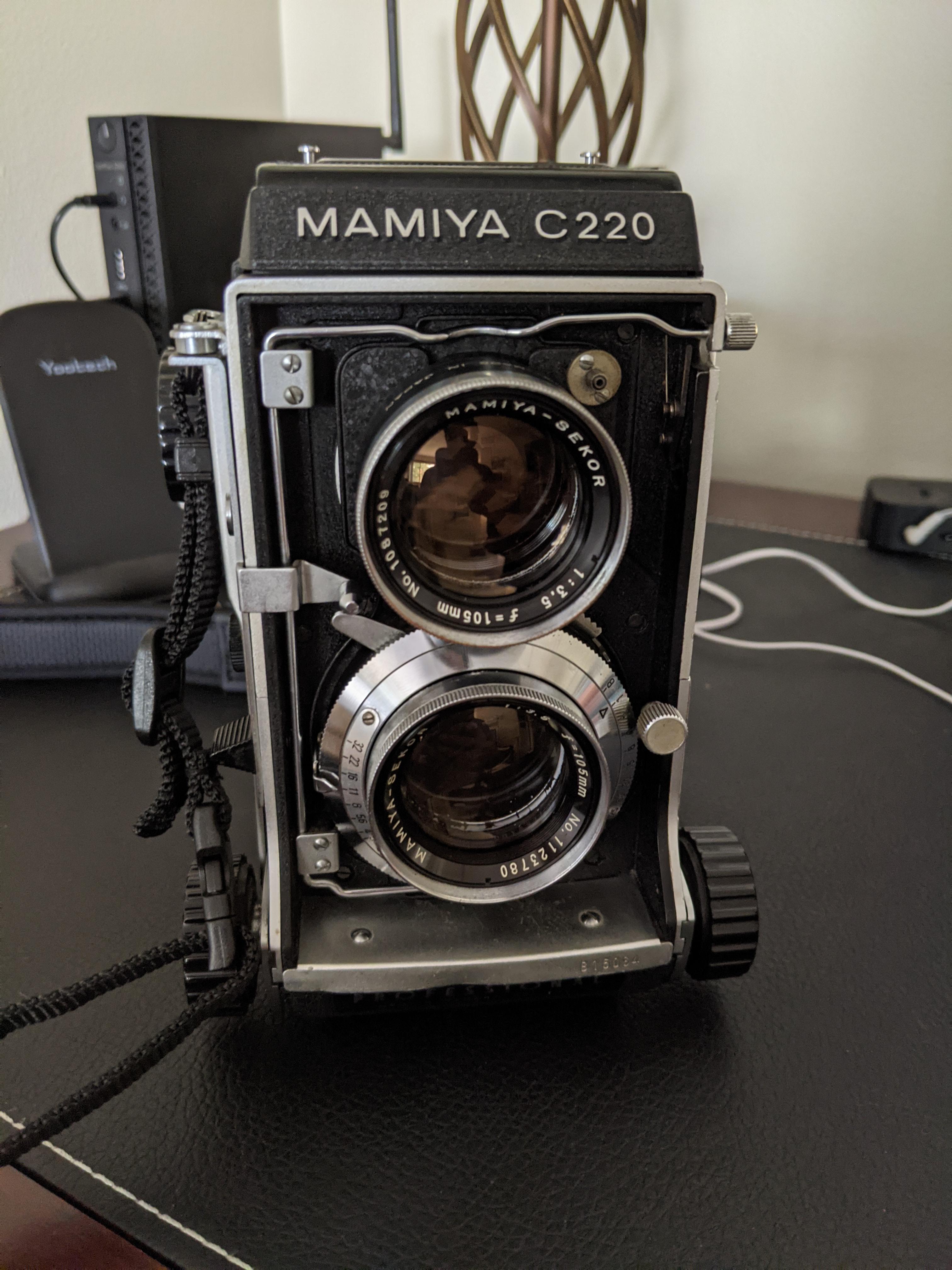中判カメラに初挑戦。Mamiya C220/330について何か知ってることあっ