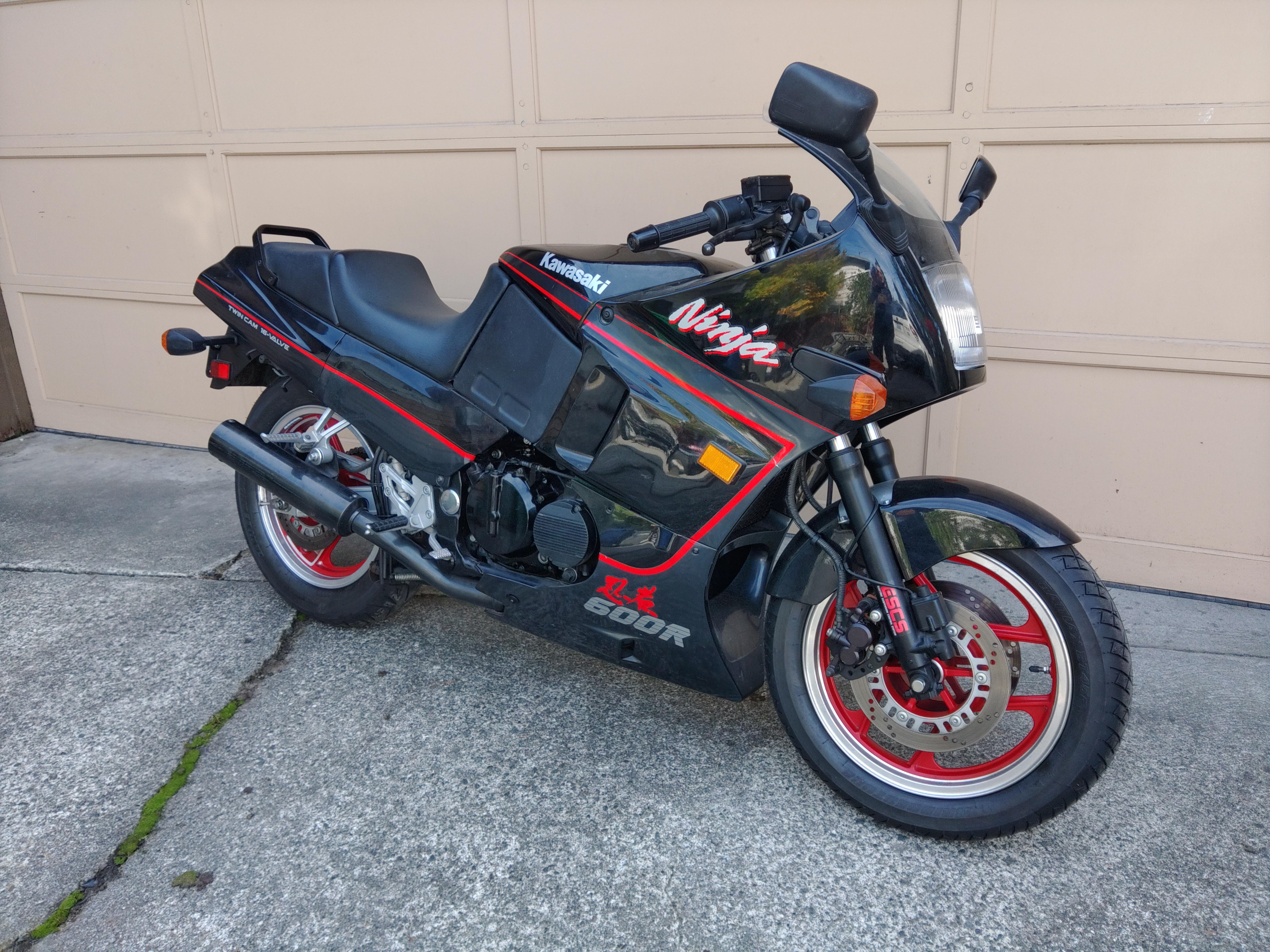 1989 Kawasaki ZX-6R Ninja. Barn find, sat for nearly 15 years and