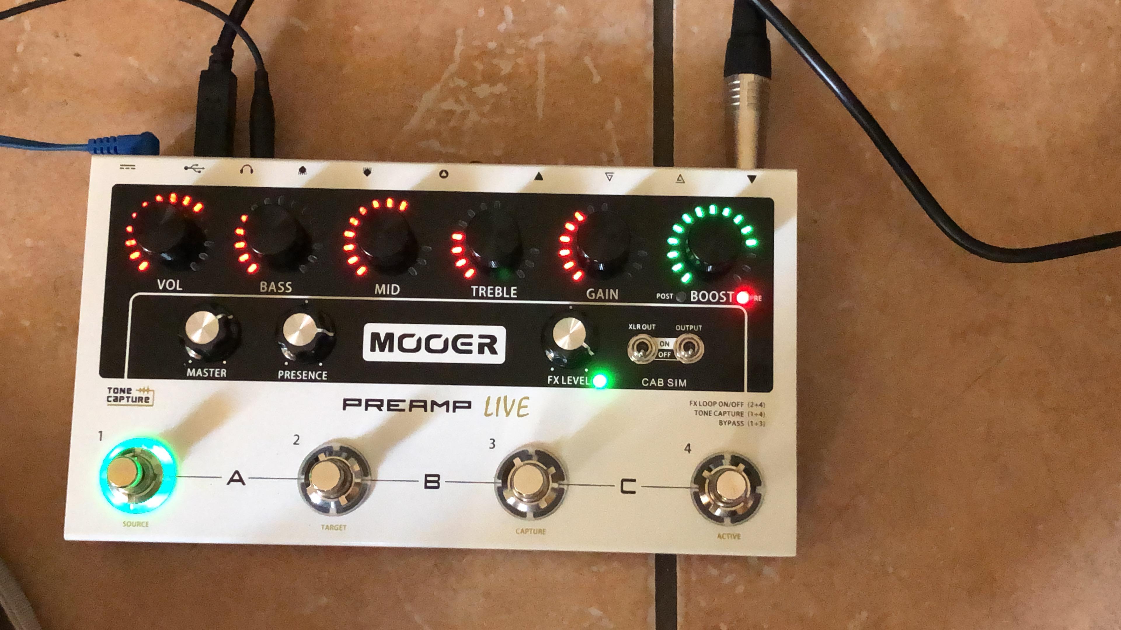 New Pedal day - Mooer Preamp Live : r/guitarpedals