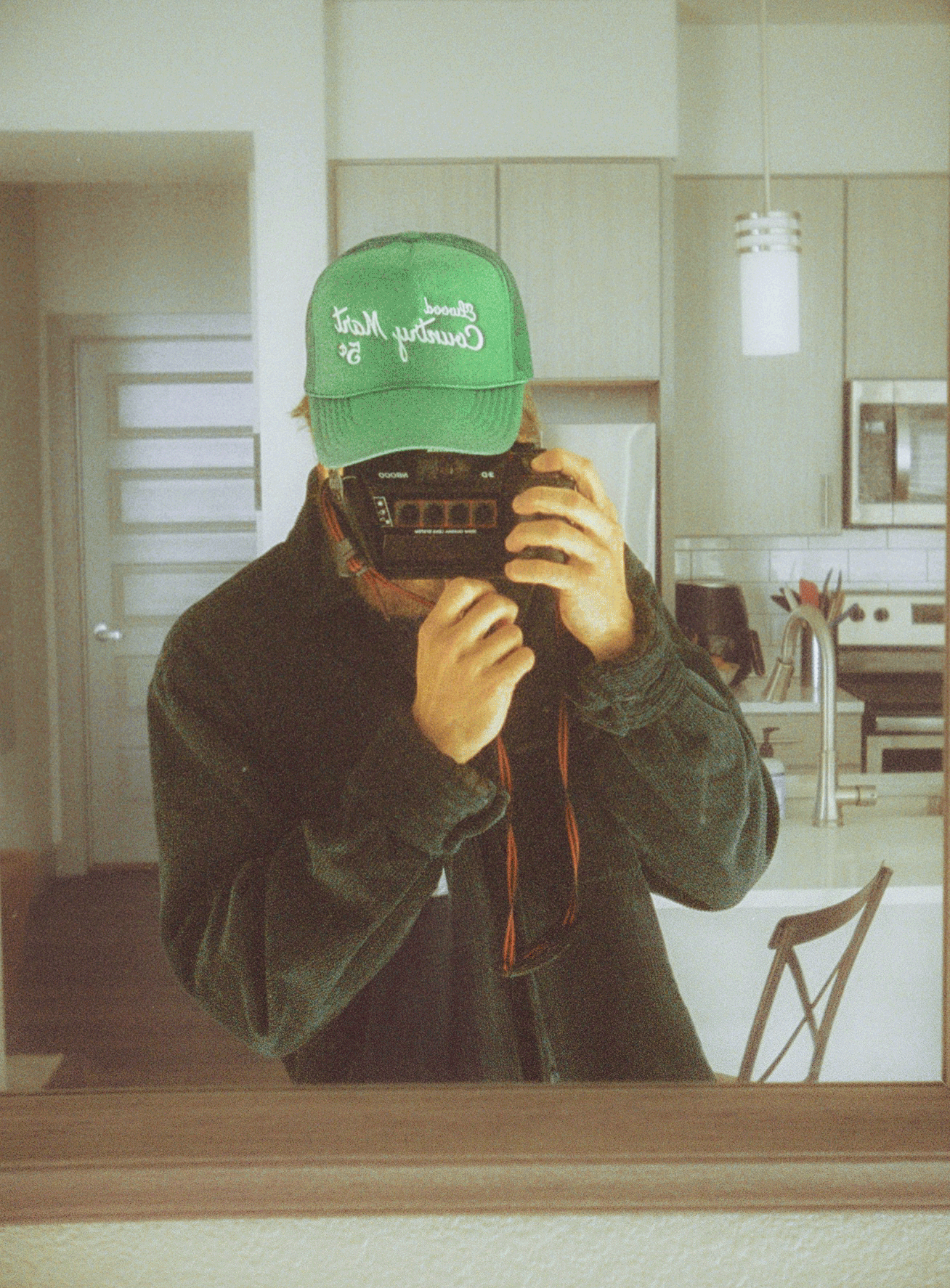 3D Photo Dump [Nishika N8000, Portra 800] : r/analog