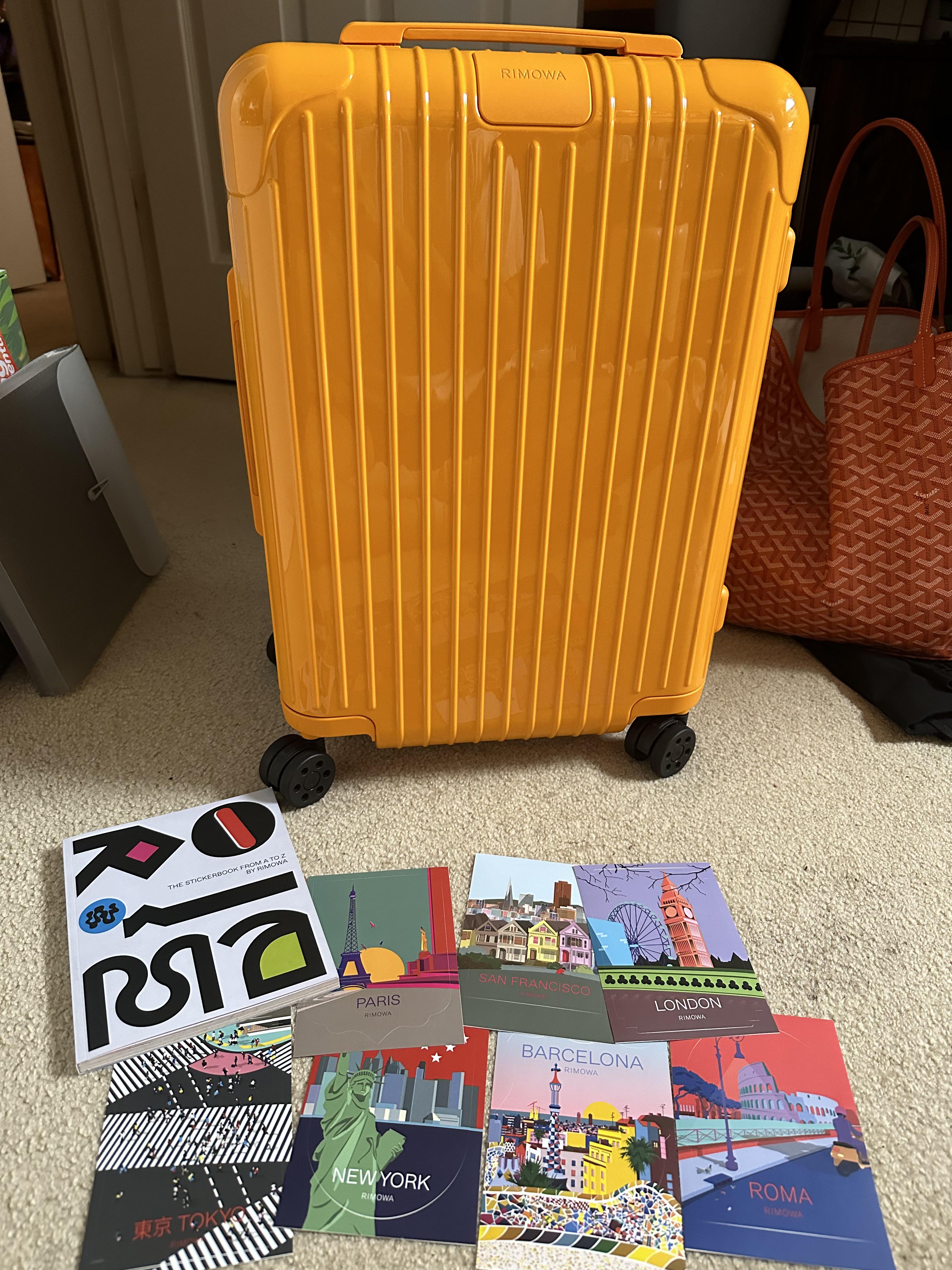 RIMOWA 73㍑ スーツケース ※ステッカー跡多数 RIMOWA 73㍑ スーツ