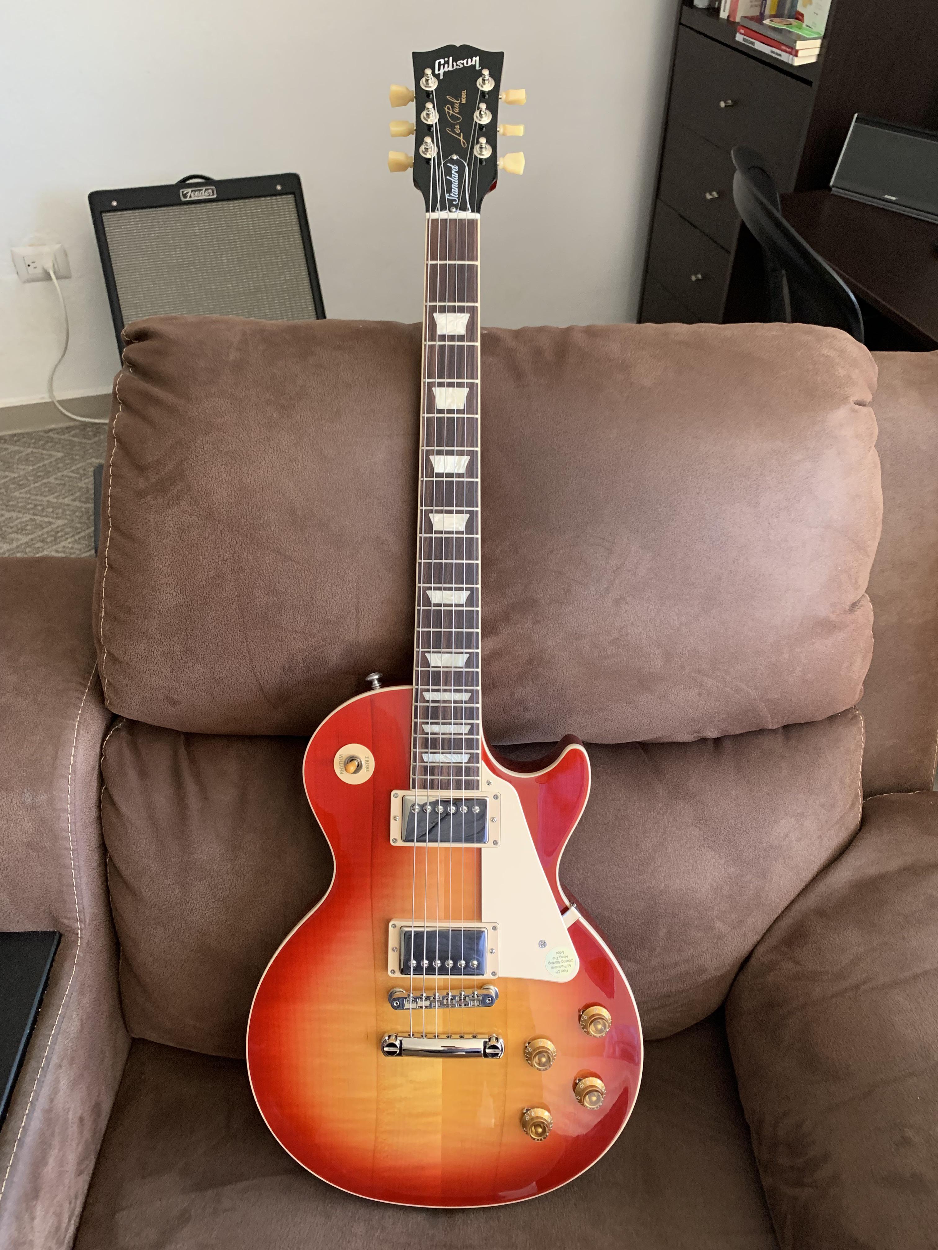 新しく買ったギブソン レス ポール スタンダード 50's ヘリテージ