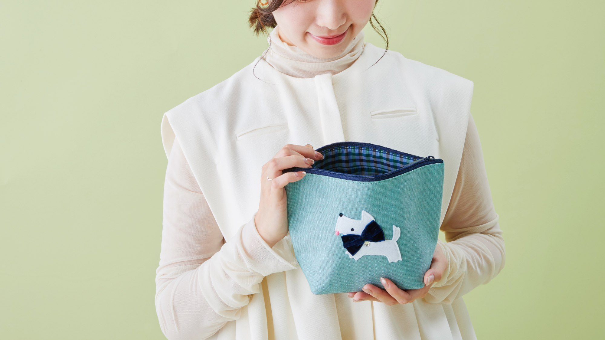 春の新作コレクション「春のファミリアショー2025」 | ファミリア公式