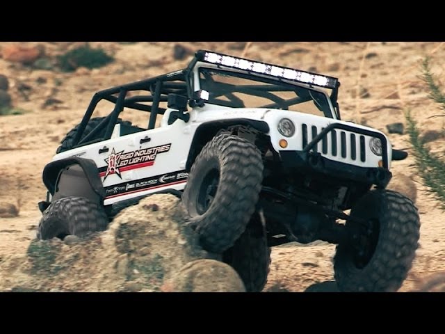 Axial SCX10™ Jeep® Wrangler Unlimited C/R Edition 4WD RTR AX90035