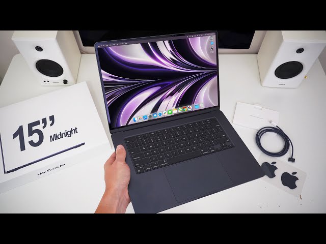 15-inch MacBook Air M2 Unboxing & Review! (Midnight) - YouTube