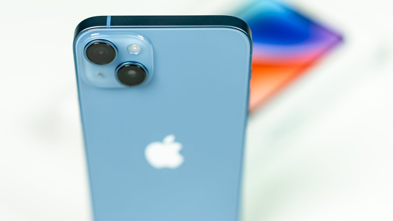 iPhone 14 Plus - Why it won't be popular (at first).. - YouTube