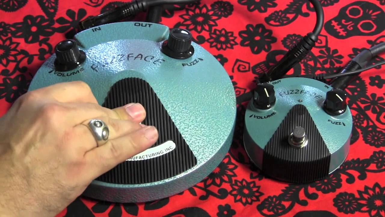 Dunlop JIMI HENDRIX FUZZFACE side by side comparison Mini versus