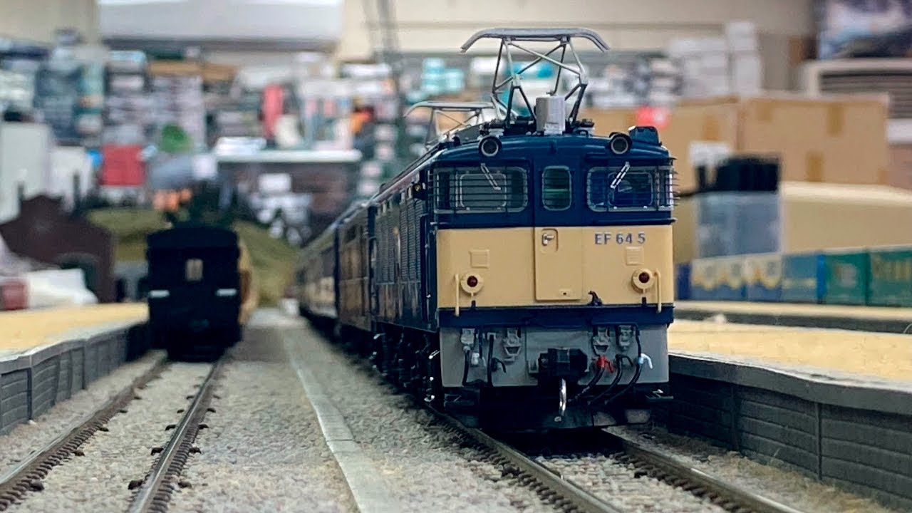 HOゲージ 16番 ムサシノモデル EF64 5 急行「津軽」 - YouTube