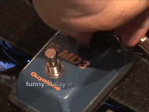 Guyatone MD3 digital delay guitar effects pedal demo w Strat