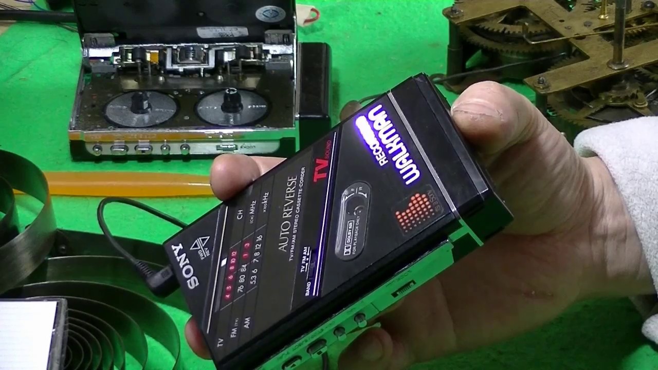 SONY 1986年 カセットウォークマン WM-F202 まだまだ調整が必要でした