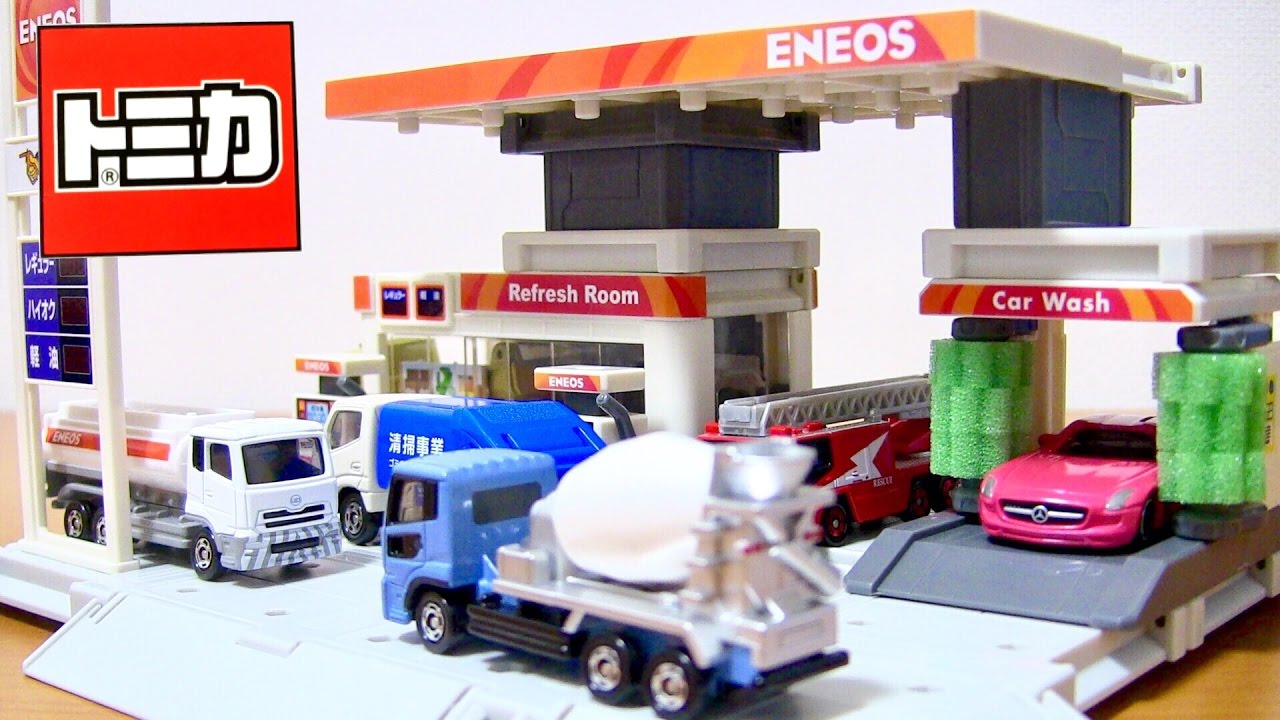 トミカタウンビルドシティ ガソリンスタンドエネオスを組み立て
