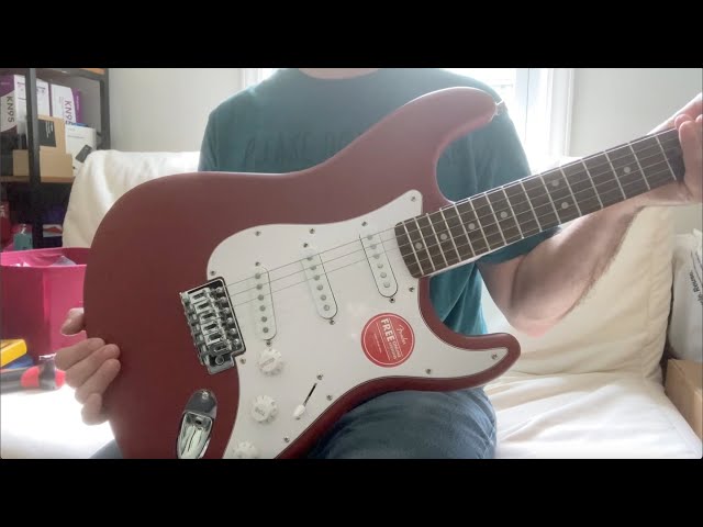 The Squier Debut Series Stratocaster full chat, breakdown