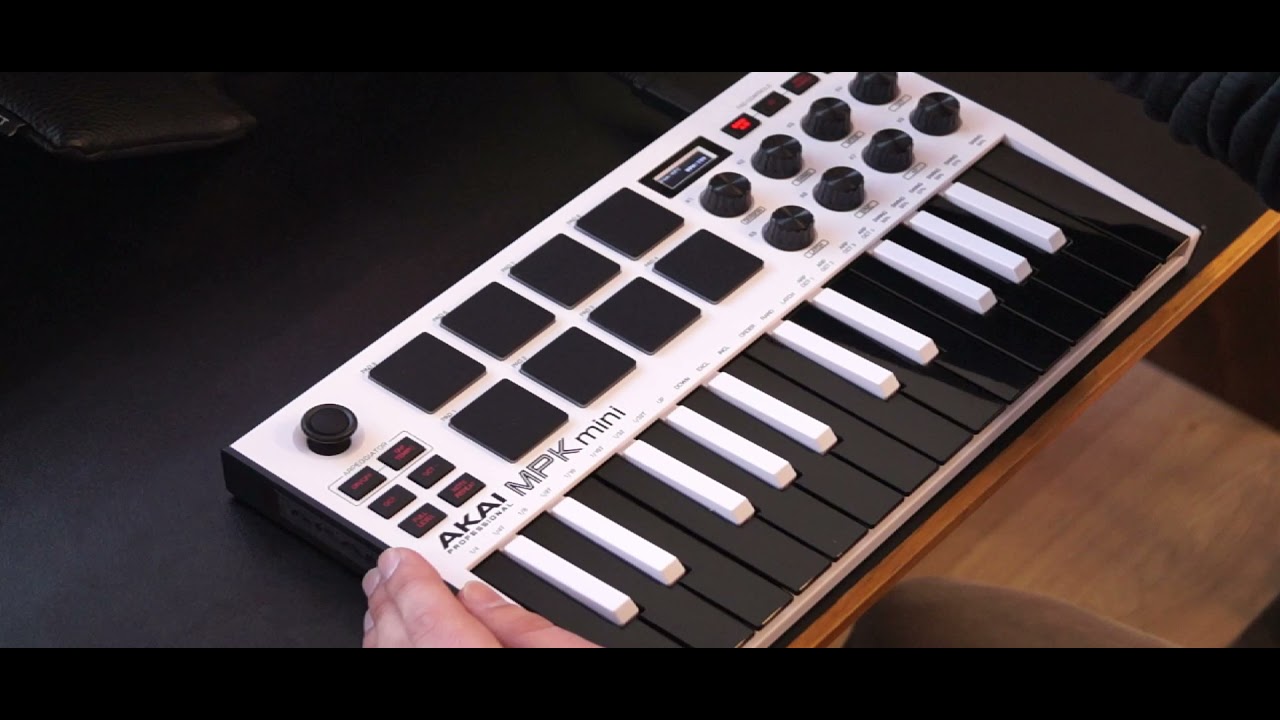 Akai MPK Mini MK3 White Controlador MIDI 25 Teclas - YouTube
