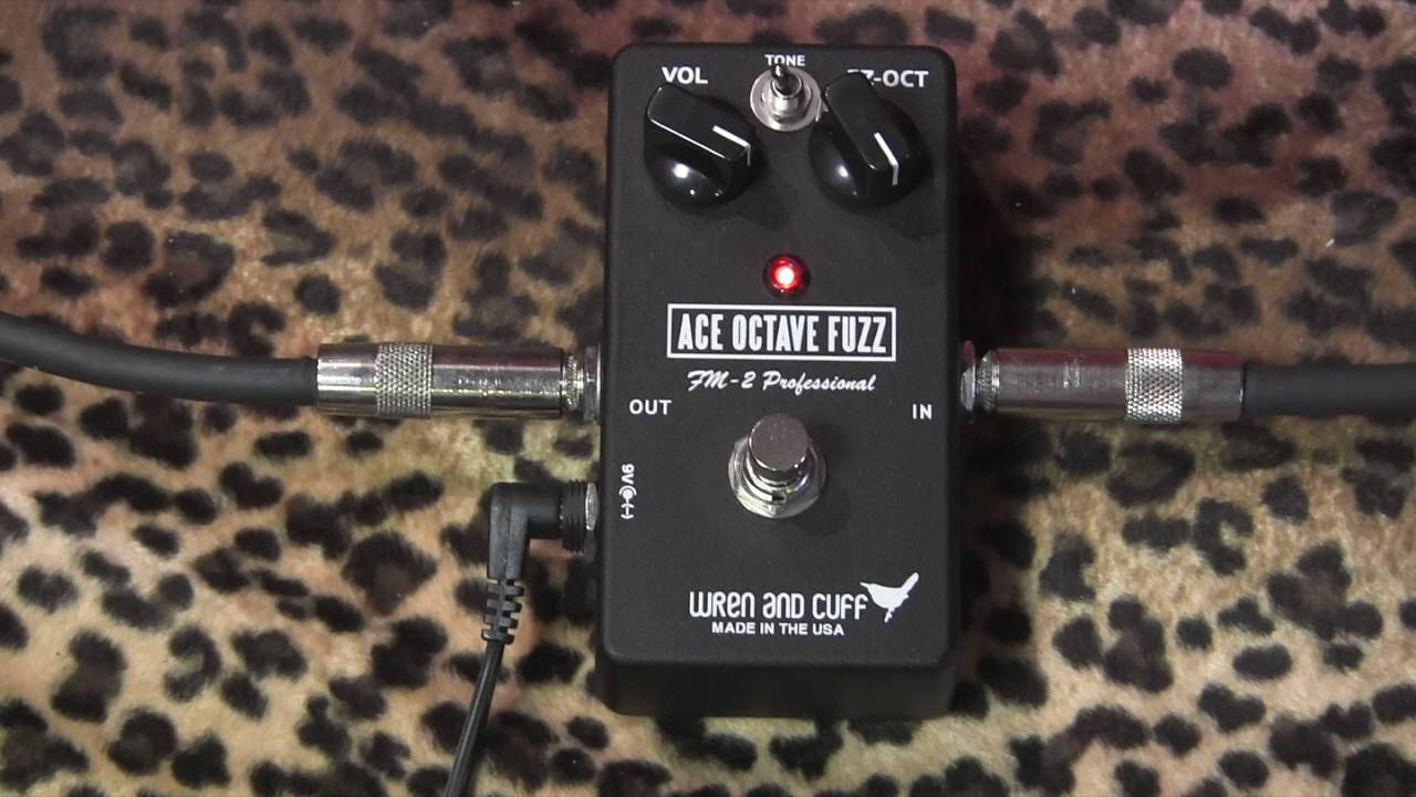 Wren and Cuff ACE OCTAVE FUZZ demo with Strat - YouTube