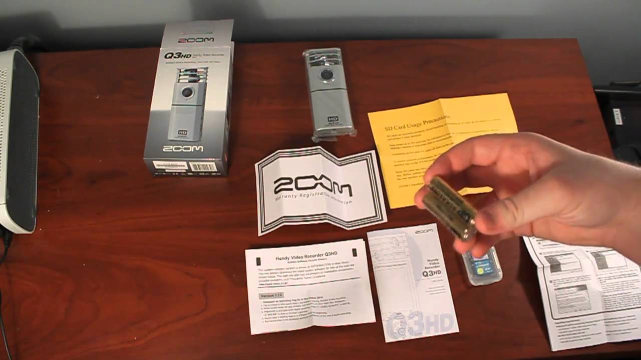 Zoom Q3HD Handy Video Recorder: Unboxing and Hands-On - YouTube