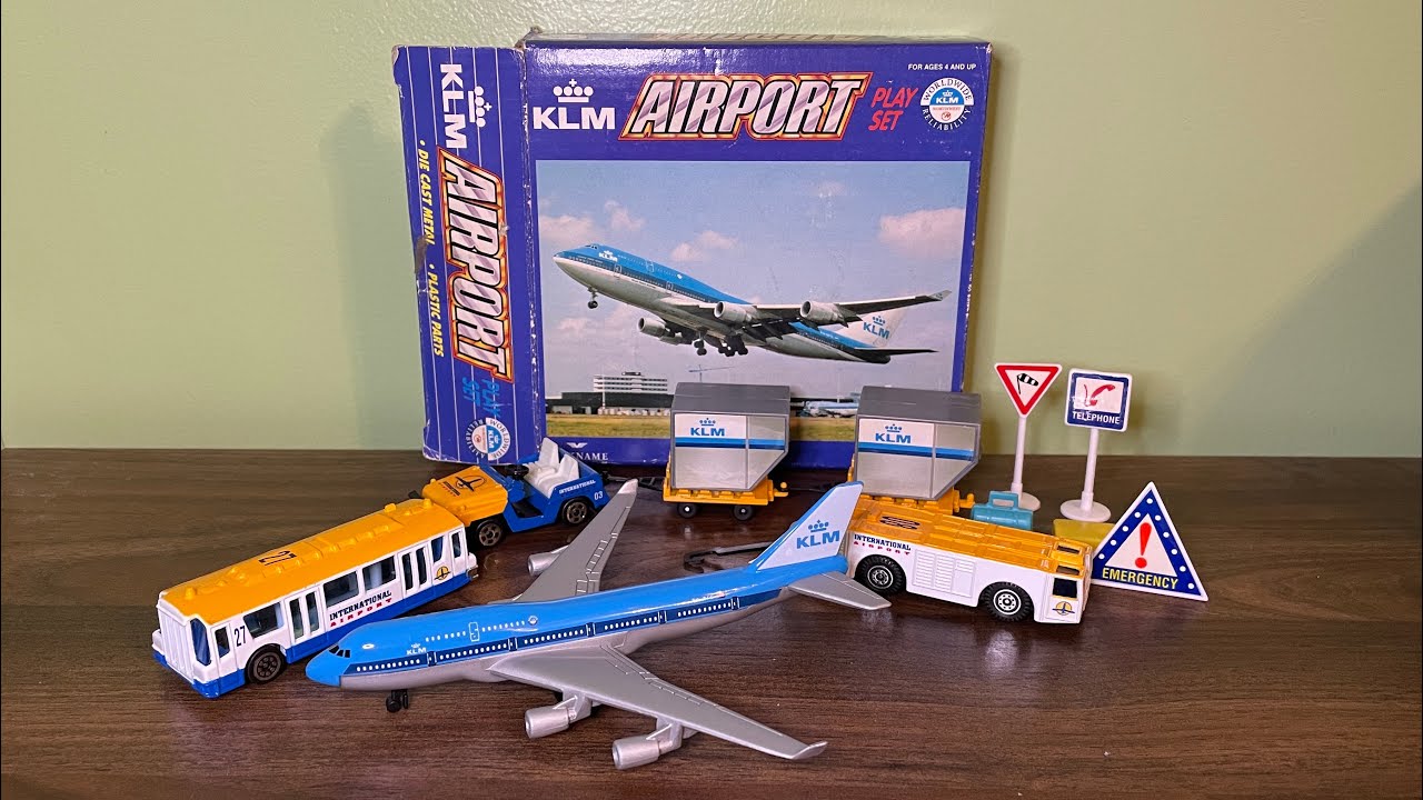 RARE* Realtoy Retro KLM 747 Airport Playset Unboxing - YouTube