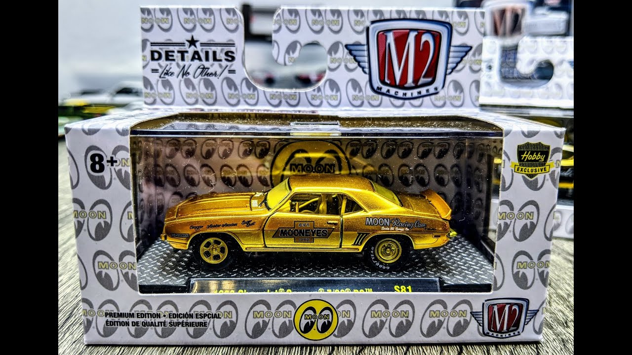 M2マシーン アメリカ版 ムーンアイズ バラクーダ カマロ Z-28 2台