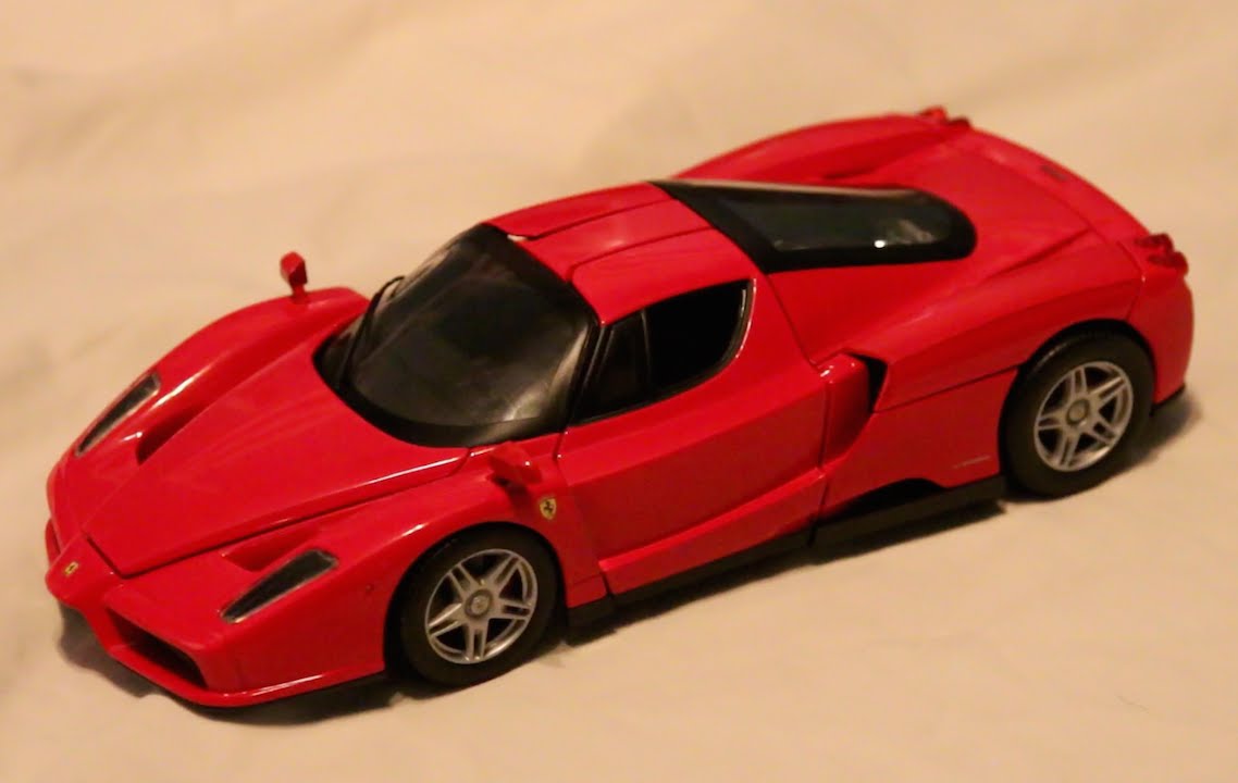 ☆ホットウィール／Hot WHeeLs WHIPS ：1/18 ☆エンツォ フェラーリ