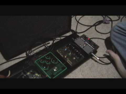 Roger Mayer Voodoo Bass - A Bass Review - YouTube