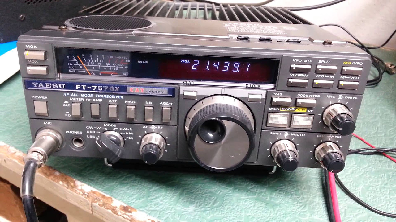 YAESU FT-757GX HF帯 オールモード 100W 無線機 Yaesu FT-757GX ⁄ SX