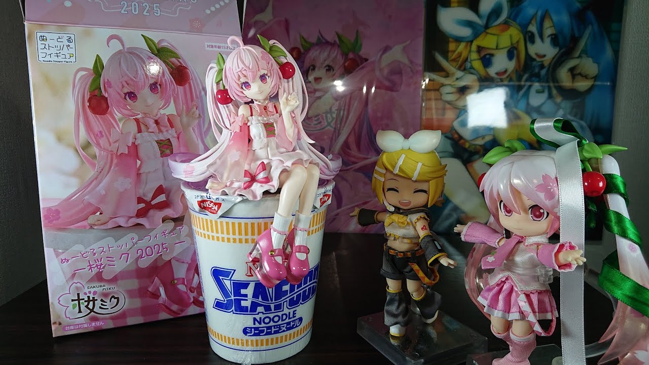 Noodle Stopper Figure Sakura Miku 2025 Review - YouTube