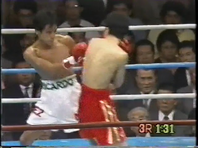 Ricardo Lopez vs Rocky Lin - YouTube