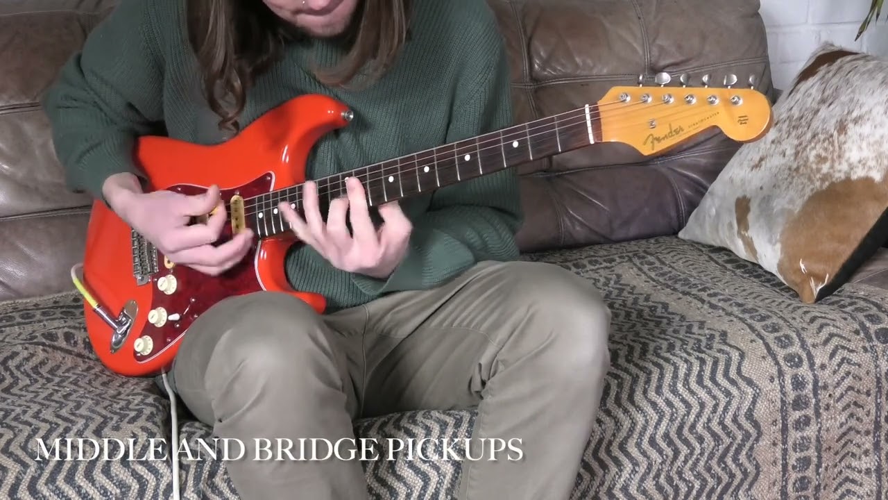 Fender Stratocaster ST62 Fiesta Red Crafted in Japan 1997 - YouTube
