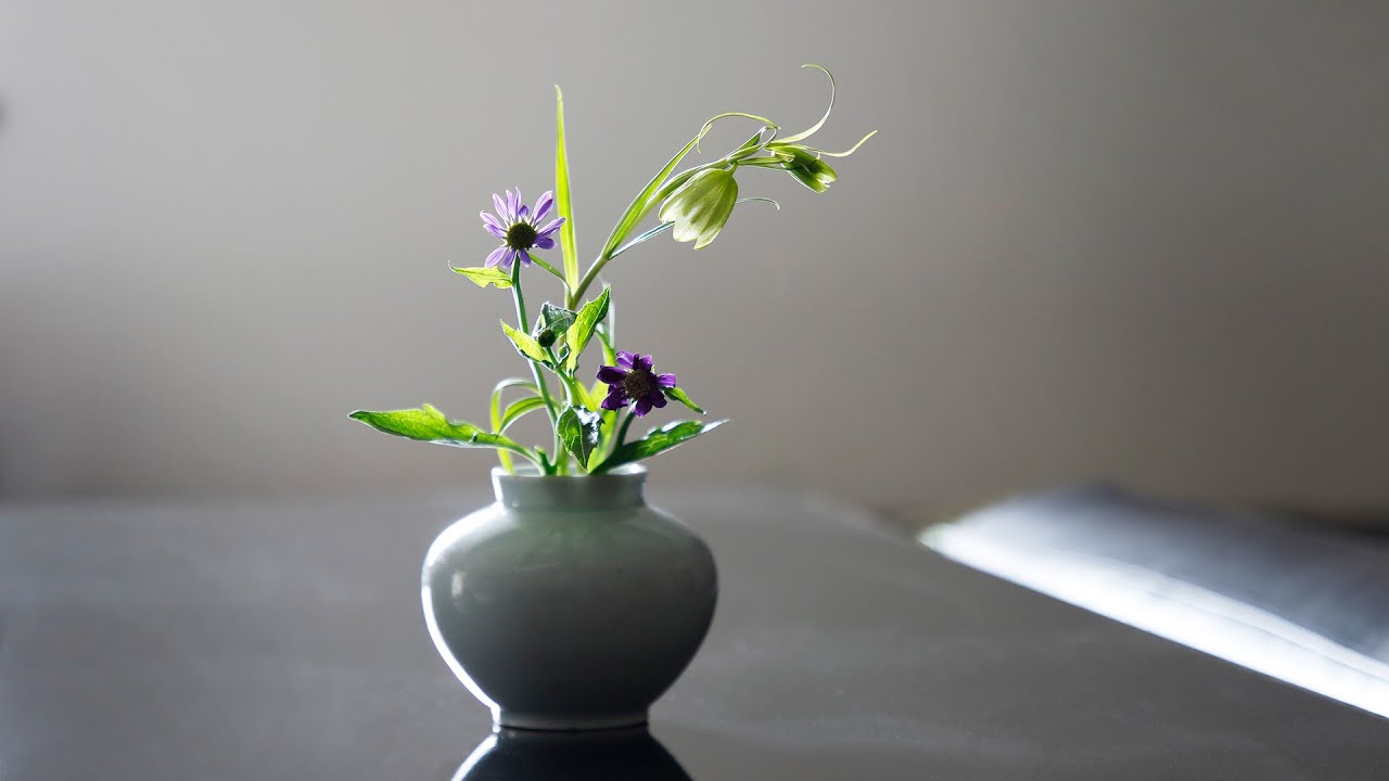 李朝白磁小壺 / White Porcelain Small Jar - YouTube