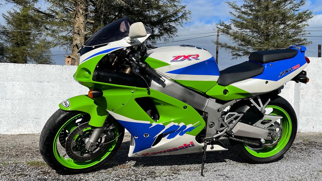 1993 Kawasaki zxr750 L1 - YouTube